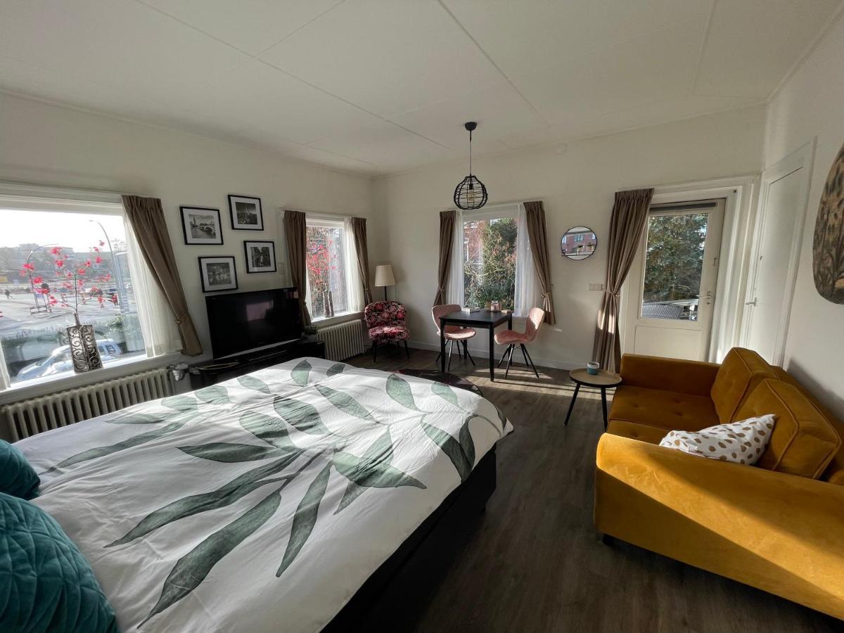 Guesthouse Villa De Eikhof Hengelo  Exteriör bild