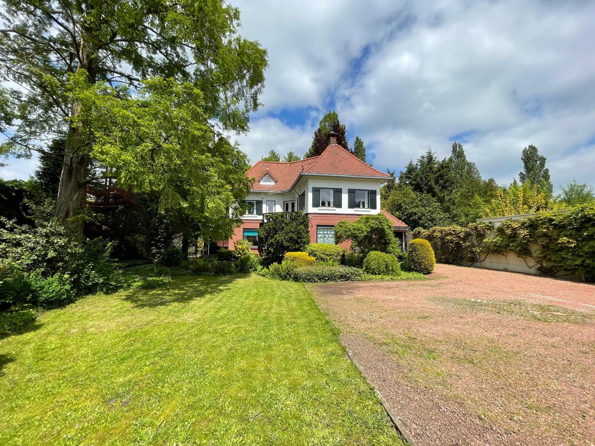 Guesthouse Villa De Eikhof Hengelo  Exteriör bild